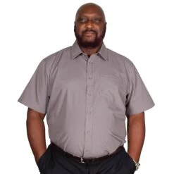 Bigdude Classic Short Sleeve Poplin Shirt Charcoal -Casual Suit For Men Sales Store img 9304 clipped rev 1