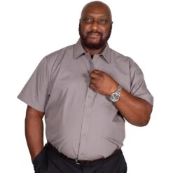 Bigdude Classic Short Sleeve Poplin Shirt Charcoal -Casual Suit For Men Sales Store img 9305 clipped rev 1